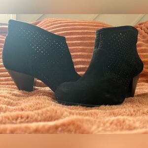 Jessica Simpson suede perforated booties size 8.5